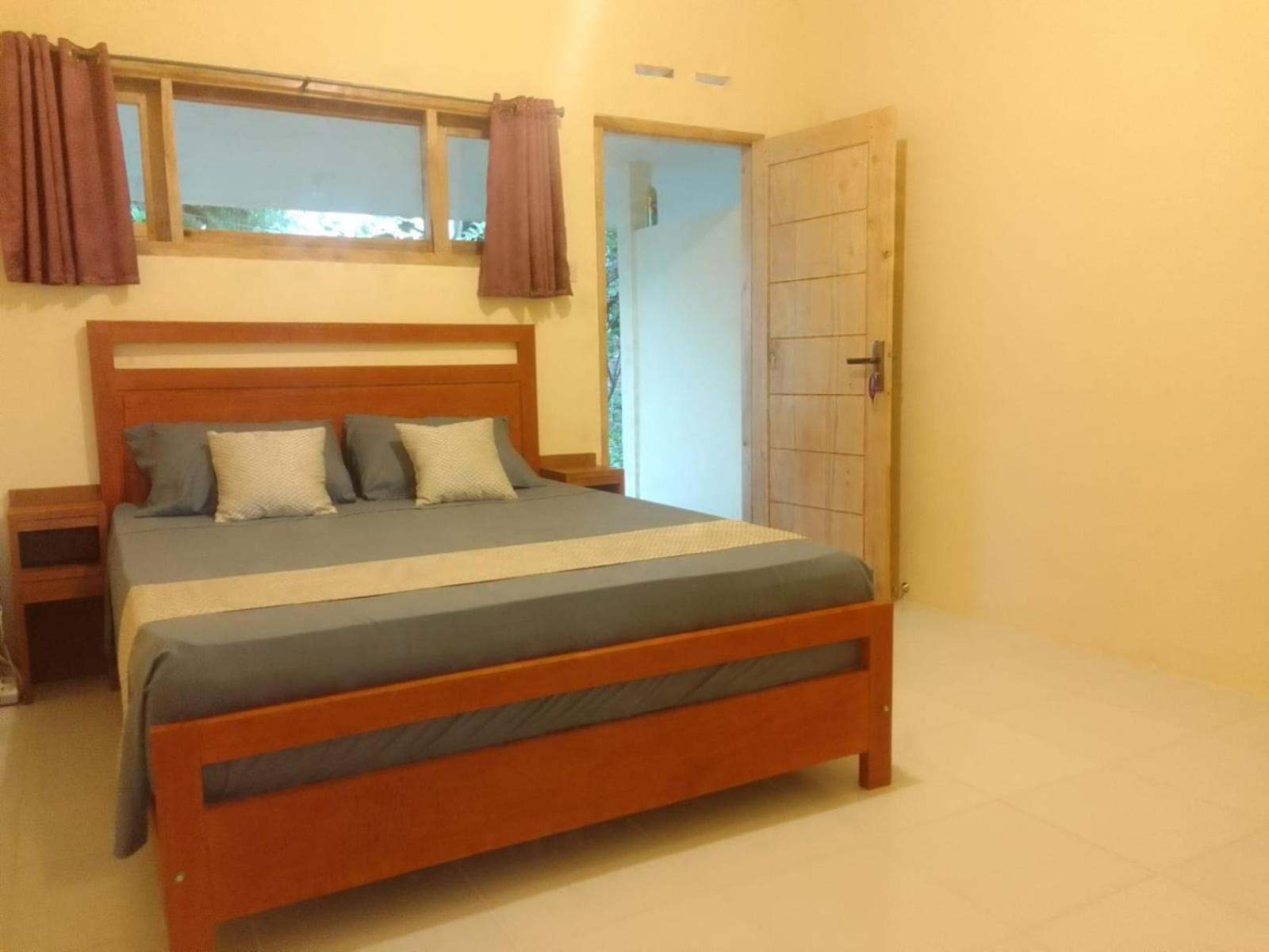 Rumah Kawan Senaru House Of Friend Exterior photo